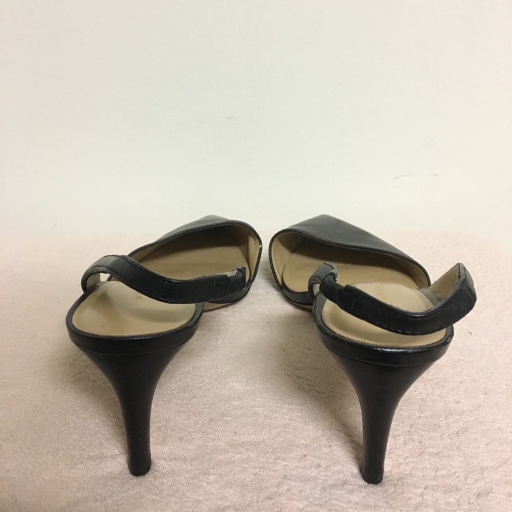 High Heels - Picture 5 of 6